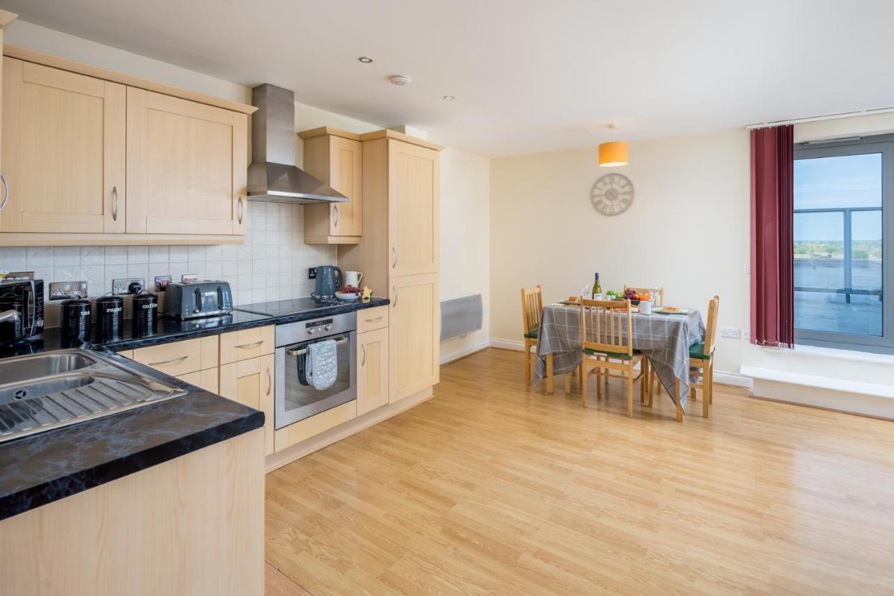 Central Watford Stylish 2 Bedroom Serviced Apartment With Free Parking Dış mekan fotoğraf